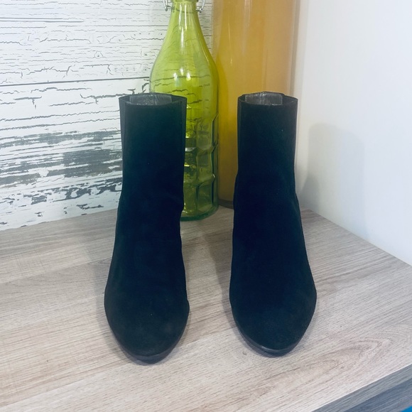 Stuart Weitzman Black Suede Nusocks Ankle Boots - Picture 4 of 15